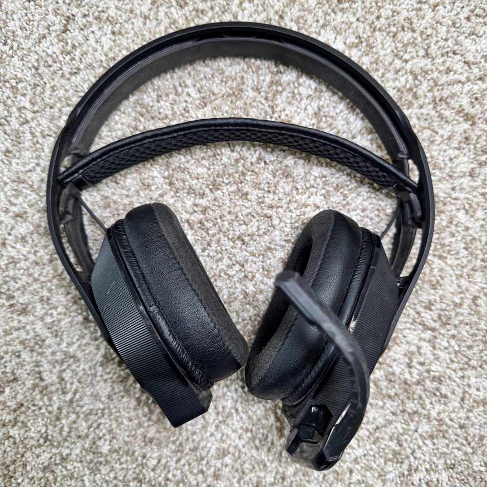 Plantronics RIG 800LX‎ Wireless Gaming Headset Only Black Noise Canceling Mic